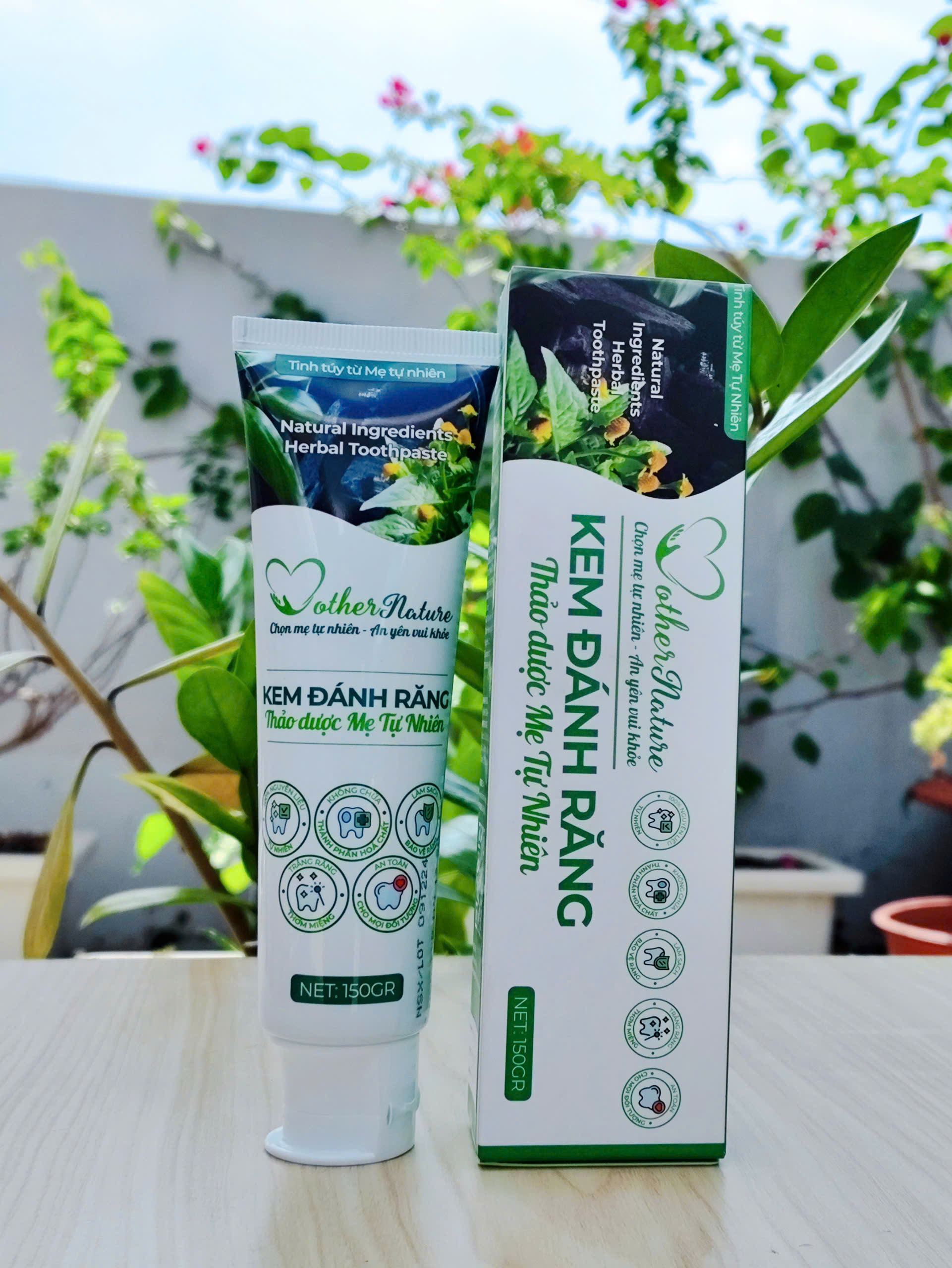 Kem đánh răng hữu cơ Mẹ Tự Nhiên